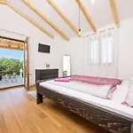 Villa Melani